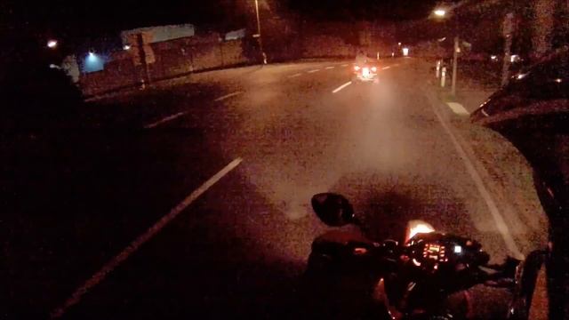 ★Yamaha Raptor 700 vs Honda FMX 650 @City★ смотреть онлайн