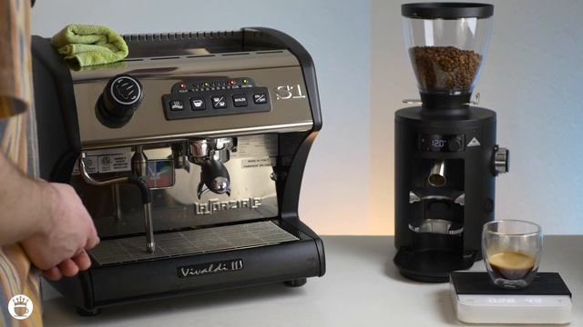 How to Make a Latte on the La Spaziale Vivaldi II смотреть онлайн