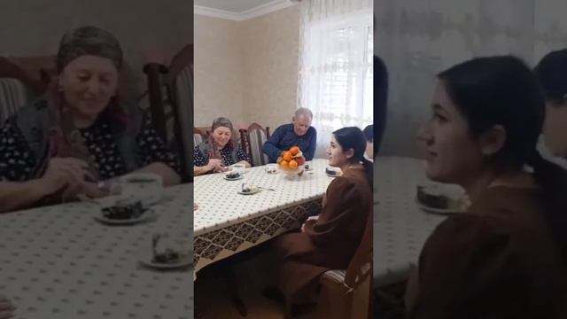 В СЕМЬЕ ТУКОВЫХ ЕСТЬ ЧЕРКЕСЫ, АБАЗИНЫ И КАРАЧАЕВЦЫ смотреть онлайн