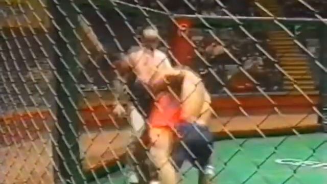 Vener Galiev at the VFD Championship in Professional Pankration - Kazan 2003 смотреть онлайн