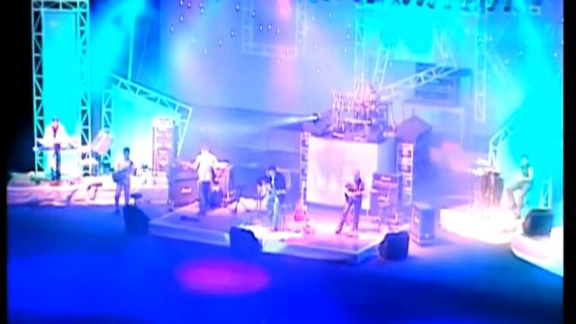 Еркеш Шакеев - "Дорогая" (LIVE) смотреть онлайн