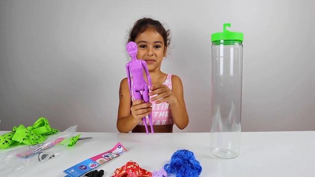 Кукла-сюрприз Барби смотреть онлайн