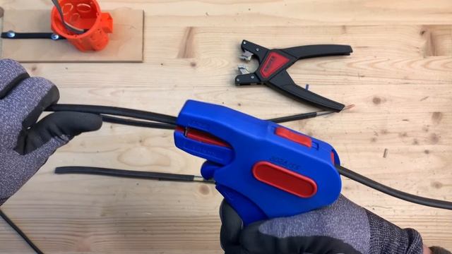 Стриппер Weicon 7F vs Knipex KN-1264180 ⧸ Аналоги： EKF WS-14 и Jokari 20030 - Какой лучше выбрать？!С смотреть онлайн