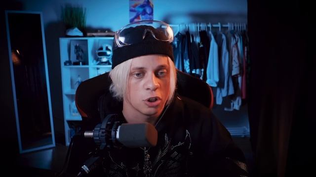 Заказал АНИМАЦИЮ про ЛИЗОГУБА за 100₽ 1.000₽ 10.000₽... смотреть онлайн