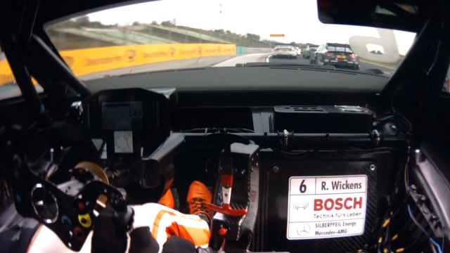 Epic Onboard - Mercedes AMG DTM driver Robert Wickens race start смотреть онлайн