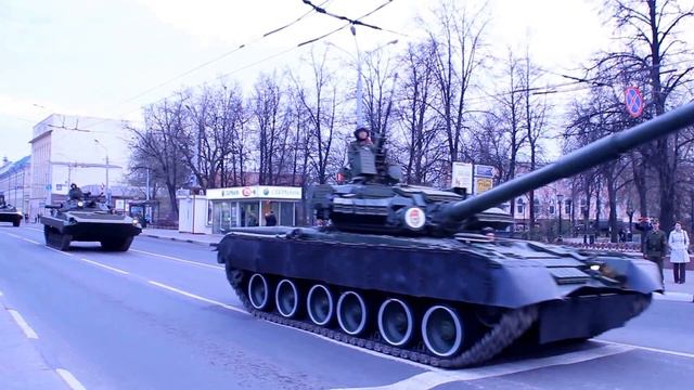 Военная техника на улицах Нижнего Новгорода смотреть онлайн
