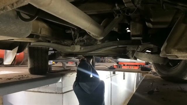 Sprinter 313 Снятие мотора смотреть онлайн
