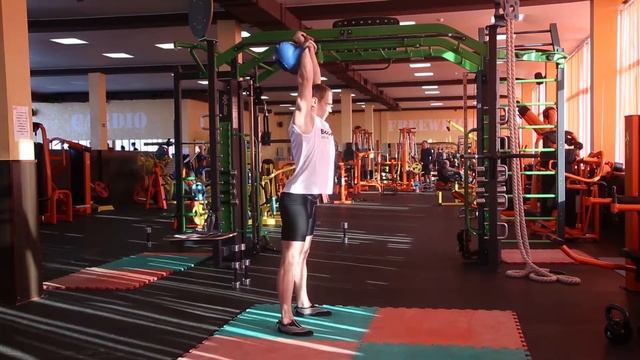 bodymaster : Армейский жим гирь двумя руками смотреть онлайн
