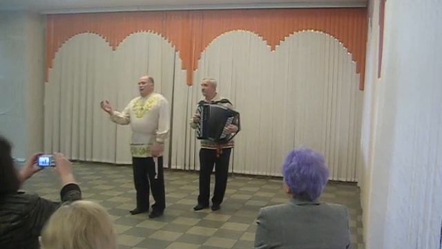 Нижегородский Хор - Соло Е. Е. Леонтьев (Сормово 09 2011) Посвящается светлой памяти! смотреть онлайн