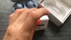 Распаковка - Наушники-гарнитура Samsung Galaxy Buds Plus