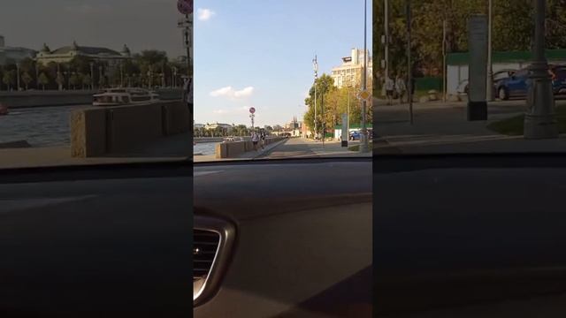 Проезжаю мимо Храма Христа Спасителя в Москве на новом Kia ceed sw смотреть онлайн