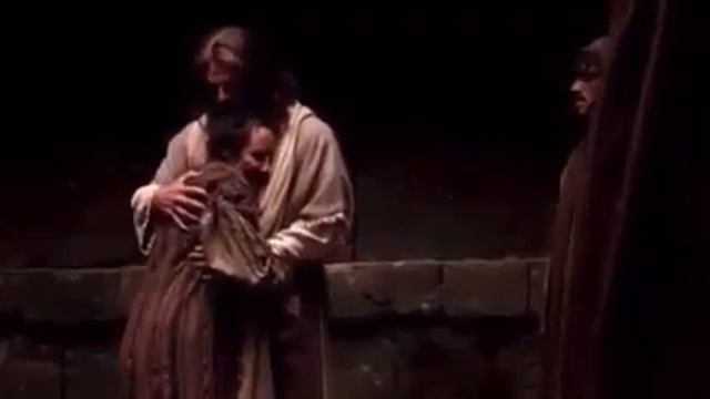 Աստվա՛ծ Իր ձեռքերով կչորացնի ձեր արցունքները։🕊 վովա Նալբանդյան։