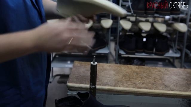 Загляните на производство обуви ОАО КРАСНЫЙ ОКТЯБРЬ в Витебске смотреть онлайн