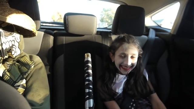 2012 Focus Halloween Fail смотреть онлайн