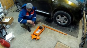 Подкатной гидравлический домкрат OMBRA OHT-233