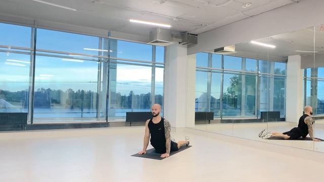 76 Собака мордой вверх смотреть онлайн