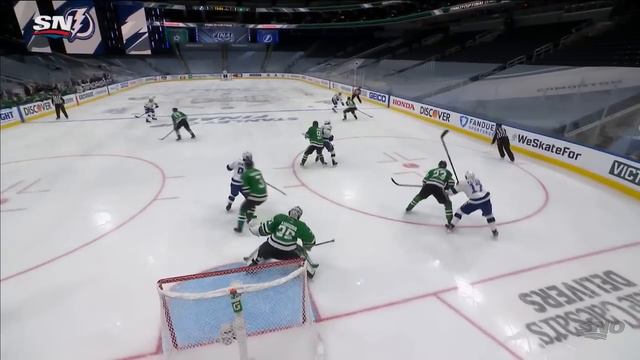 Alex Killorn Turns Quickly In Circle Before Sniping One Past Anton Khudobin смотреть онлайн