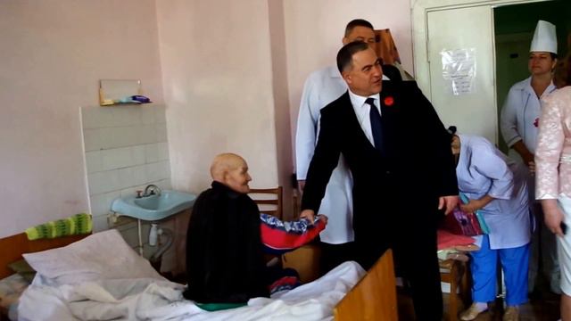 В Николаеве ласти посетили областной госпиталь ветеранов ВОв смотреть онлайн