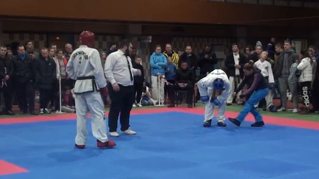 Спарринг 16-17 лет Прудников Илья (бой 1)3 смотреть онлайн