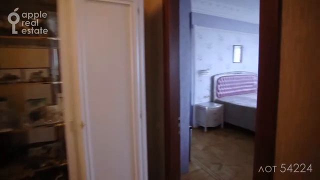 Продажа двухуровневого пентхауса с тремя террасами и видами на Кремль и Храм Христа Спасителя смотреть онлайн