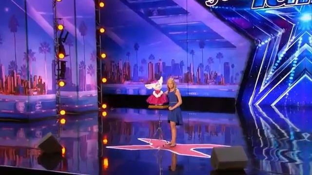 Смотреть всем!!! 12 летняя девочка чревовещатель и её кролик на шоу America's Got Talent смотреть онлайн