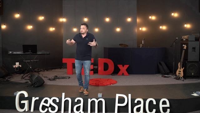 How do you keep up to date on everything technology has to offer? | Mike Saunders | TEDxGreshamPlac смотреть онлайн