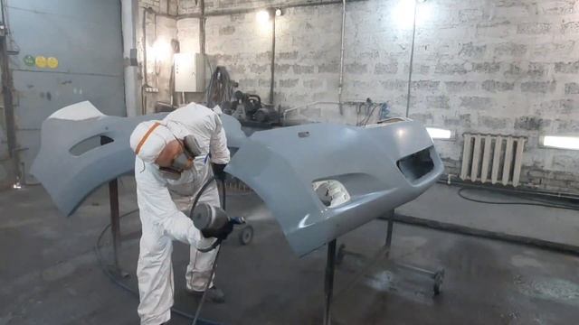 Toyota Venza (#2) - Ремонт, грунтование и покраска бамперов. смотреть онлайн