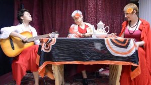 три красавицы небес (шуточная песня про испанских красавиц)