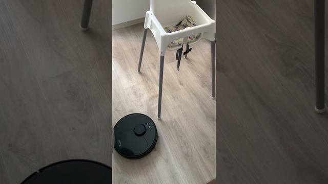 Робот-пылесос Dreame Bot Robot Vacuum and Mop D9 Max Black смотреть онлайн