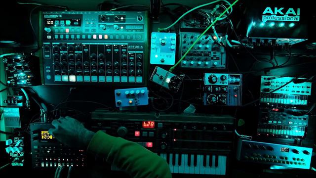 "Summer break" - Ambient Digitone, Korg Volca FM, Organelle, Arturia Drumbrute смотреть онлайн