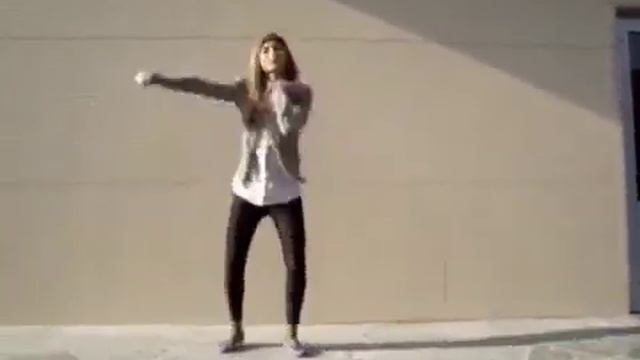 Тектоник танец просто супер 360p(Tecktonik Dance Just)