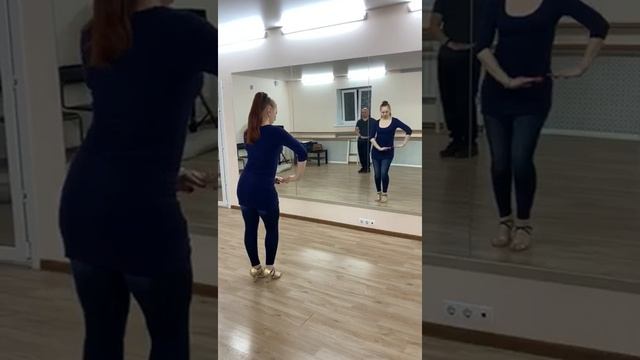 Бачата. Урок 129 смотреть онлайн