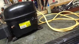 Компрессор от холодильника ,для подкачки колес сделал сам