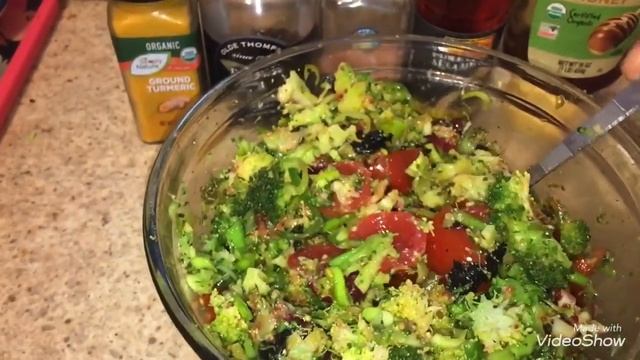 Такой салат вам точно понравится и сытно и полезно смотреть онлайн