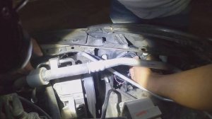 Renault Sandero замена лампы в фаре Ставлю LED лампы Весь процесс замены и результат