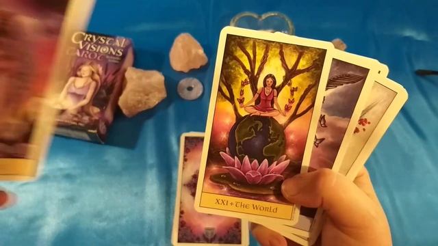 Unwrapping Cards - Crystal Visions Tarot смотреть онлайн