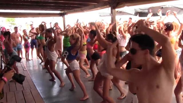 Reggaeton with Marvin 3 - Summer Salsa Fest Varna 2014 смотреть онлайн