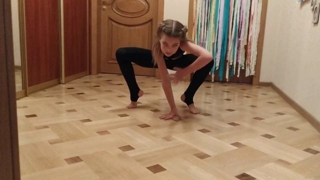 Кирияненко Ирина 10 лет Allstars dance family категория Impro смотреть онлайн