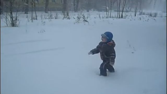 Я по первому снегу бреду... смотреть онлайн