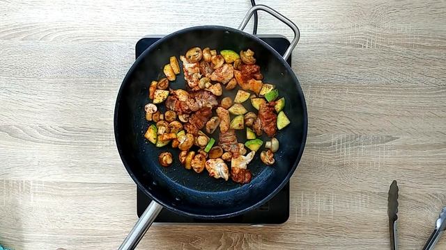 Куриное филе с овощами запеченное в тыкве. Вкусный и простой рецепт. смотреть онлайн
