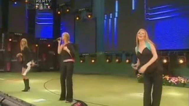 Atomic Kitten - Whole Again (Party In The Park 2002) смотреть онлайн