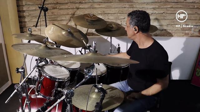 Mr Trio cover instrumental - Isn't she lovely - Stevie Wonder. смотреть онлайн