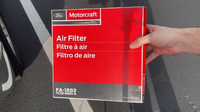 How to Change Engine Air Filter 2016 Ford F150 смотреть онлайн