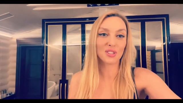 Онлайн поздравление от Оли Поляковой смотреть онлайн