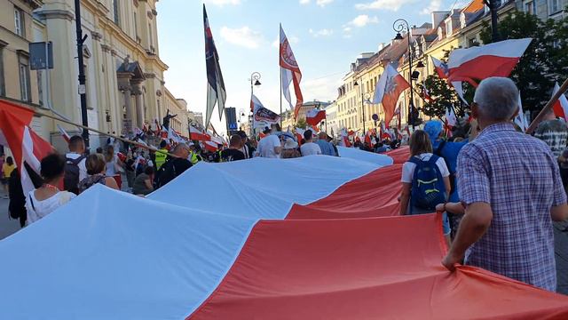 DMOWSKI NA ZAMEK 2022 смотреть онлайн