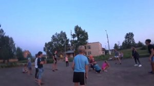 Игра с волейбольным мячом «Картошка»