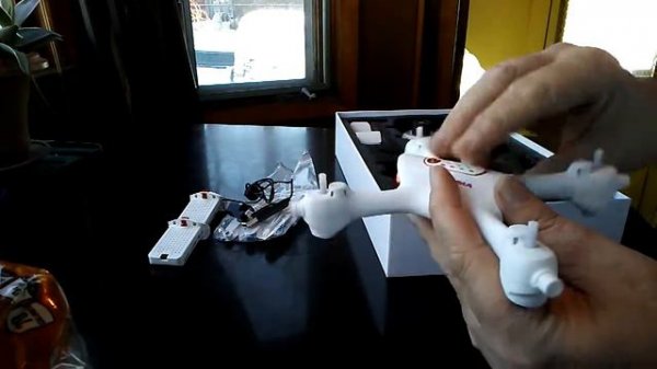 Syma X23W unboxing video