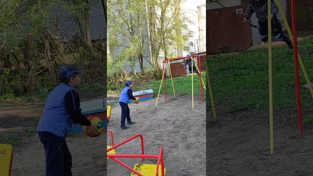 Отбей мяч качелями игра смотреть онлайн