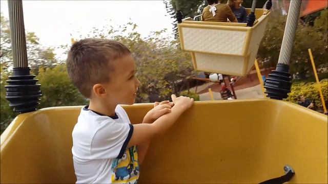 Парк атракционов Порт Авентура. Port Aventura. смотреть онлайн