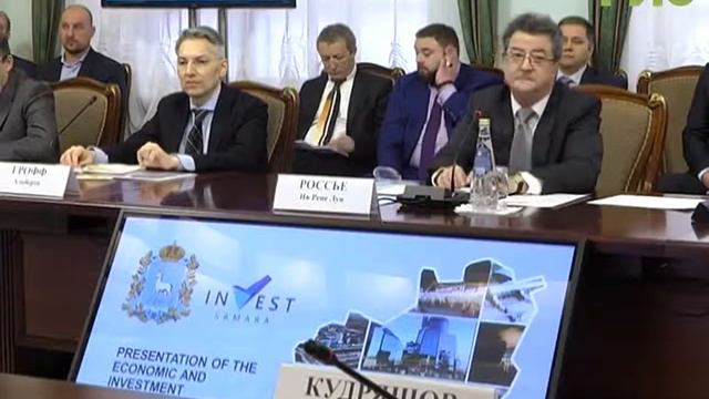 Дмитрий Азаров и швейцарский посол Ив Россье обсудили перспективы сотрудничества смотреть онлайн